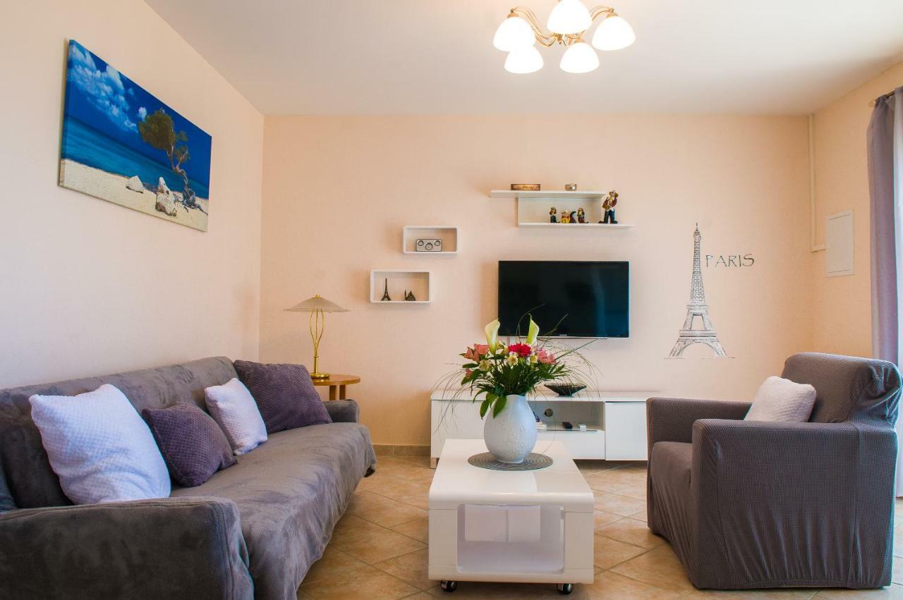 Maestral Suites Sibenik Luaran gambar