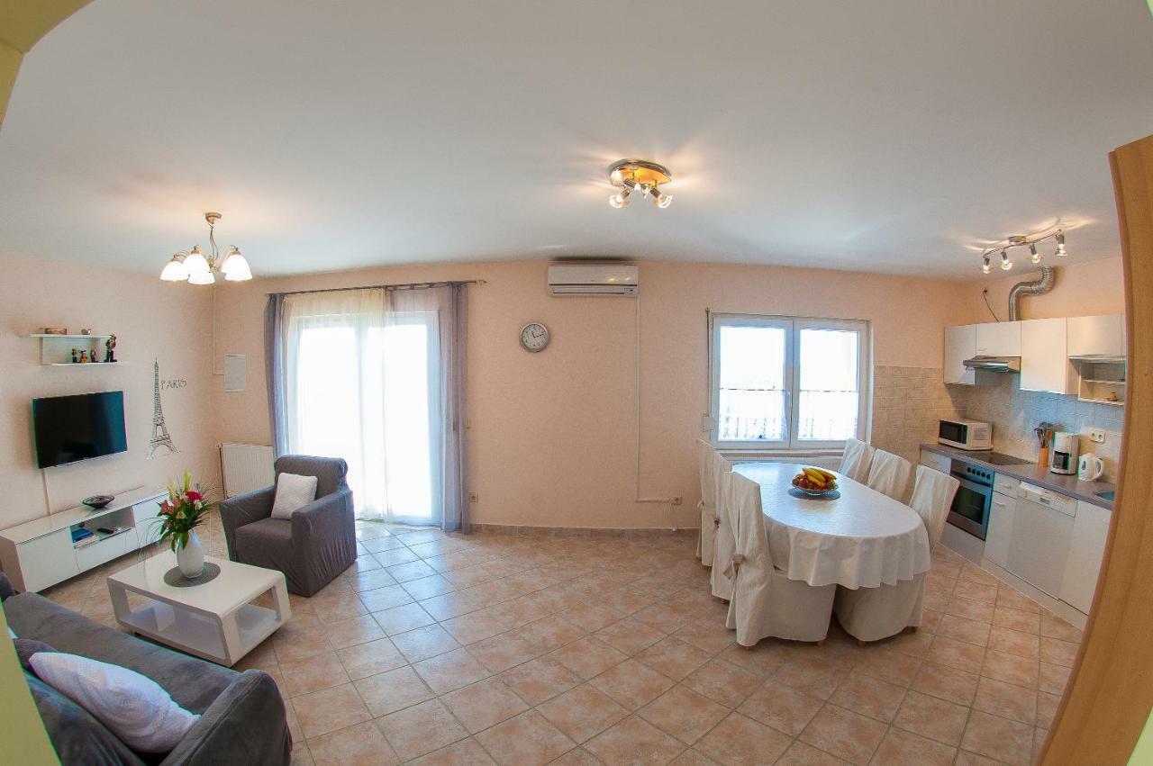 Maestral Suites Sibenik Luaran gambar