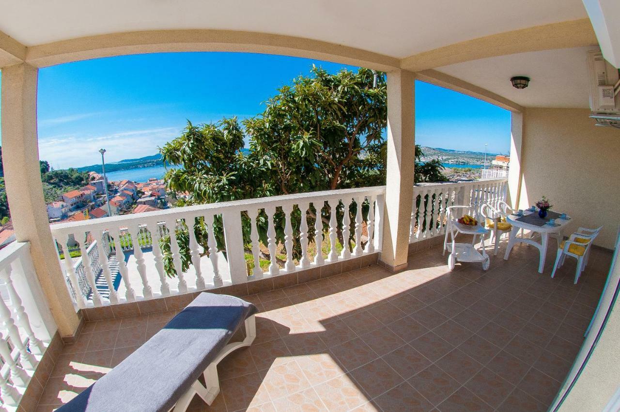 Maestral Suites Sibenik Luaran gambar